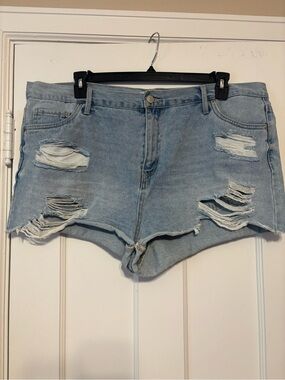 Chelsea Light Blue Distressed Denim Women’s plus size 15 Shorts